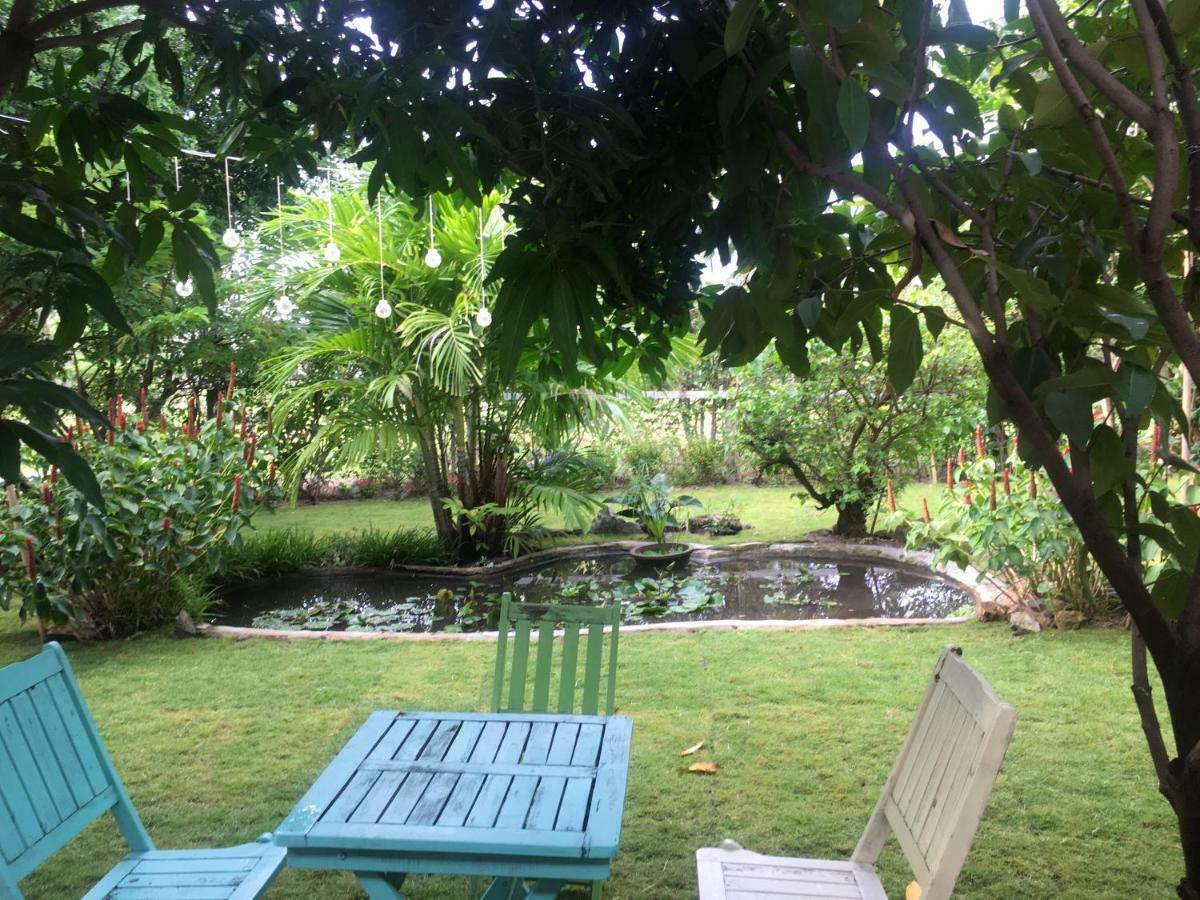 Отель Le Jardin D'Alice Фантхьет Экстерьер фото